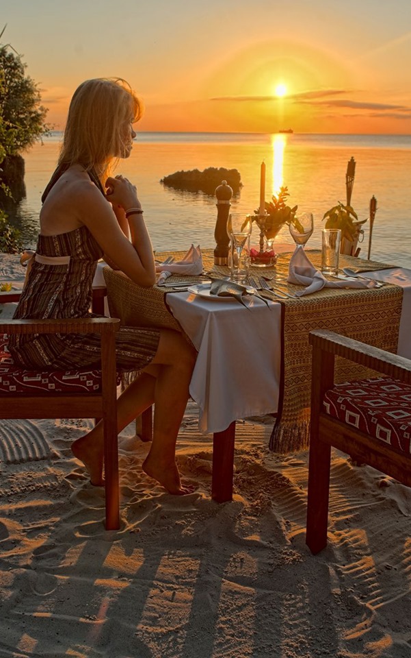 Honeymoon in Pemba's Underwater Room