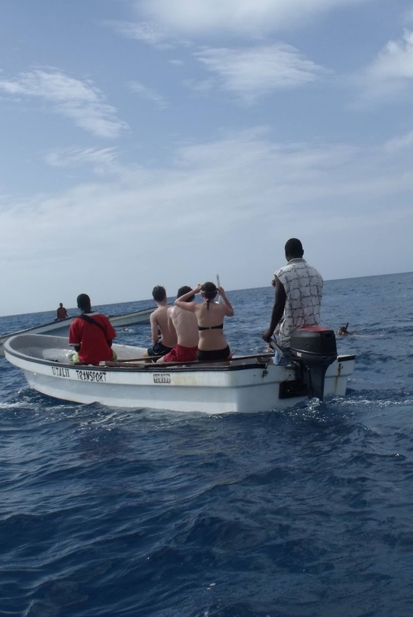 KIZIMKAZI DOLPHIN TOUR IN ZANZIBAR